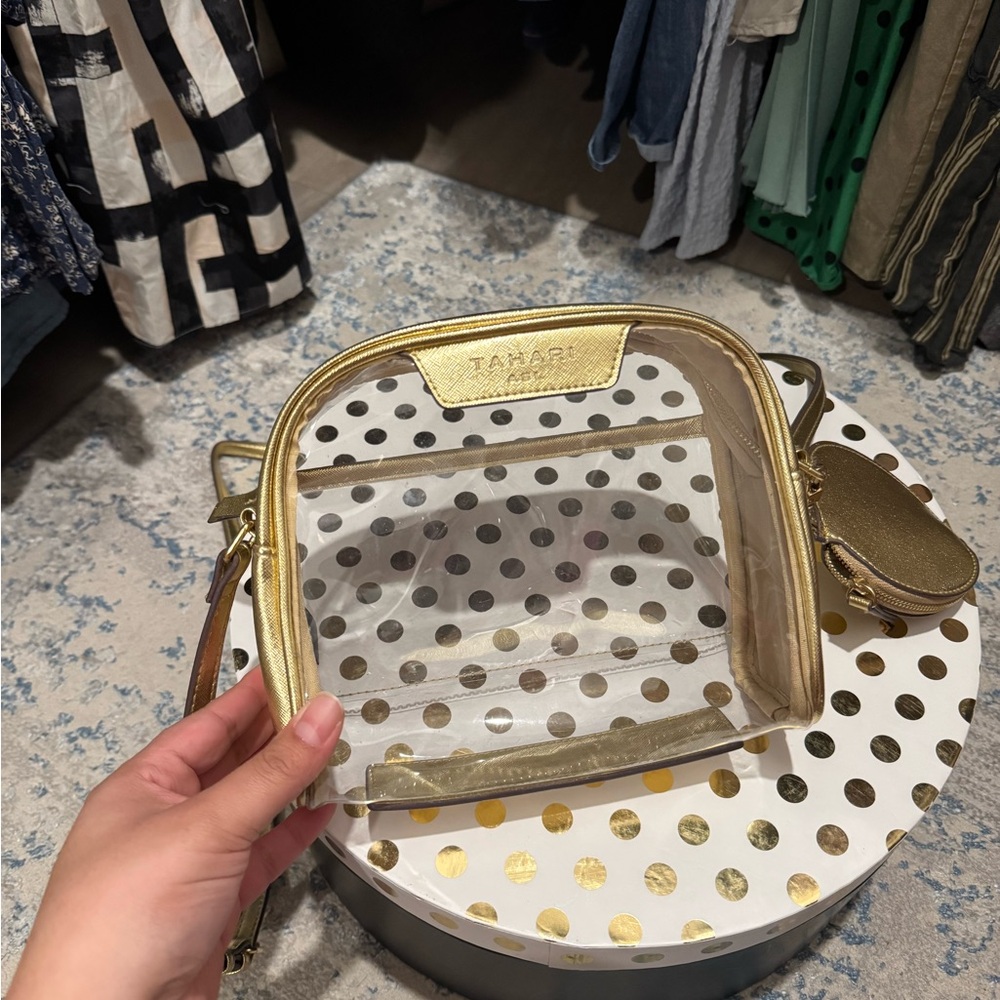 🚨SOLD🚨Tahari Clear Concert Bag